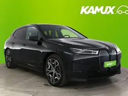 Musta Käytetty 2021 BMW iX Comfort Edition Katumaasturi | 45 790 € (Hyvä tarjous)