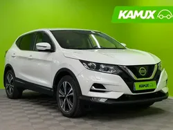 Valkoinen Käytetty 2018 Nissan Qashqai N-Connecta Katumaasturi | 12 860 € (Perustarjous)