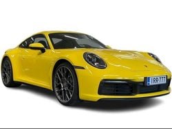 Keltainen Käytetty 2021 Porsche 911 Carrera Coupe - kaksiovinen | 169 800 €