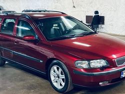Käytetty 2004 Volvo V70 Business Edition Farmari | 6 795 € (Hieman kallis)