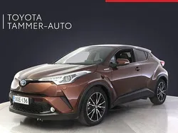 Ruskea (beige) Käytetty 2017 Toyota C-HR Premium Katumaasturi | 21 880 € (Perustarjous)