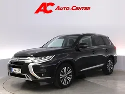 Musta Käytetty 2021 Mitsubishi Outlander Active Katumaasturi | 23 890 € (Supertarjous)