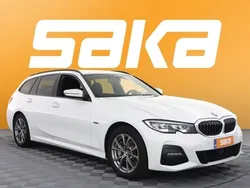 Käytetty 2022 BMW 330e M Sport Farmari | 29 800 € (Perustarjous)