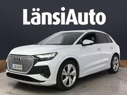 Valkoinen Käytetty 2023 Audi Q4 e-tron Katumaasturi | 37 980 € (Perustarjous)