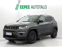 Harmaa Käytetty 2021 Jeep Compass Katumaasturi | 31 980 €