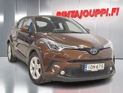 1k3 Käytetty 2018 Toyota C-HR Active Katumaasturi | 14 700 € (Hyvä tarjous)
