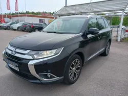 Käytetty 2015 Mitsubishi Outlander Intense Katumaasturi | 16 900 € (Hieman kallis)