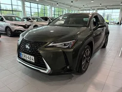 Käytetty 2020 Lexus UX 250h Katumaasturi | 26 890 € (Perustarjous)