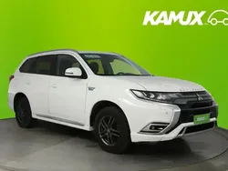 Valkoinen Käytetty 2020 Mitsubishi Outlander P-HEV Intense Katumaasturi | 19 450 € (Hyvä tarjous)