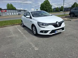 Käytetty 2018 Renault Mégane IV Zen Viistoperä | 10 900 €