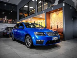 Sininen Käytetty 2014 Skoda Octavia RS Farmari | 16 890 € (Hieman kallis)