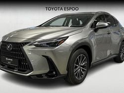 Käytetty 2025 Lexus NX450h+ Katumaasturi | 62 900 € (Perustarjous)