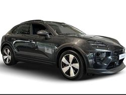 Uusi 2025 Porsche Macan Katumaasturi | 94 900 €