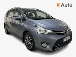 Käytetty 2014 Toyota Verso Active Tila-auto | 16 450 € (Perustarjous)