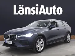 Sininen Käytetty 2021 Volvo V60 CC Business Edition Farmari | 39 250 € (Perustarjous)