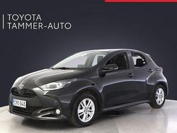 Musta Käytetty 2024 Toyota Yaris Viistoperä | 22 480 € (Hieman kallis)