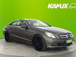 Hopea / harmaa Käytetty 2010 Mercedes E250 Coupe - kaksiovinen | 11 190 € (Perustarjous)