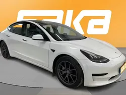 Käytetty 2021 Tesla Model 3 Standard Range Plus Sedan | 22 900 €