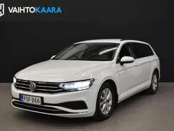 Valkoinen Käytetty 2019 VW Passat Style Farmari | 16 490 € (Perustarjous)