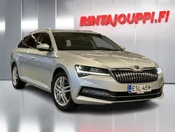 Harmaa Käytetty 2020 Skoda Superb Style Farmari | 22 780 € (Hyvä tarjous)