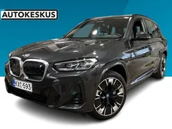 Musta Käytetty 2024 BMW iX3 M Sport Katumaasturi | 45 990 € (Supertarjous)