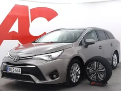 Ruskea (beige) Käytetty 2015 Toyota Avensis Multidrive S Farmari | 17 490 € (Hieman kallis)