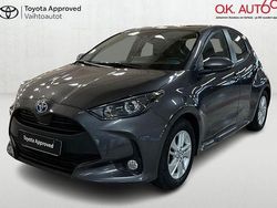 Harmaa Käytetty 2024 Toyota Yaris Active Viistoperä | 22 780 € (Hieman kallis)