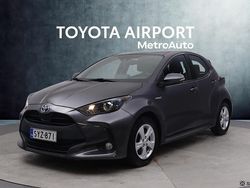 Harmaa Käytetty 2021 Toyota Yaris Hybrid Active Viistoperä | 17 990 € (Perustarjous)