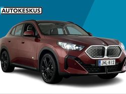 Punainen Käytetty 2025 BMW iX2 Comfort Edition Katumaasturi | 50 990 € (Supertarjous)