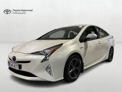Valkoinen Käytetty 2016 Toyota Prius Active Viistoperä | 17 790 € (Perustarjous)