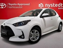 Valkoinen Käytetty 2024 Toyota Yaris Viistoperä | 21 550 € (Perustarjous)