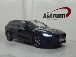 Musta Käytetty 2024 Volvo V60 Performance Farmari | 48 900 € (Perustarjous)