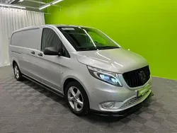 Hopea / harmaa Käytetty 2020 Mercedes Vito Tila-auto | 35 900 € (Kallis)