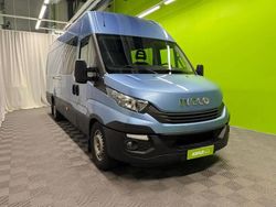 Sininen Käytetty 2017 Iveco Daily Sedan | 34 800 €