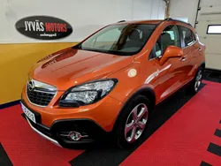 Käytetty 2014 Opel Mokka Cosmo Katumaasturi | 10 590 € (Hieman kallis)