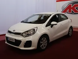 Valkoinen Käytetty 2015 Kia Rio LX Viistoperä | 7 500 € (Perustarjous)