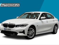 Valkoinen Käytetty 2022 BMW 330e Comfort Edition Sedan | 28 890 € (Supertarjous)