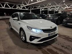 Käytetty 2020 Kia Optima Hybrid Sedan | 19 900 € (Perustarjous)