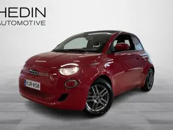 Punainen Käytetty 2023 Fiat 500e Icon Avoauto | 21 490 € (Perustarjous)