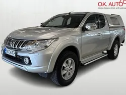 Harmaa Käytetty 2015 Mitsubishi L200 Nouto | 24 000 € (Perustarjous)