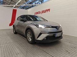 Käytetty 2017 Toyota C-HR Style Katumaasturi | 17 480 € (Perustarjous)