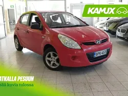 Punainen Käytetty 2011 Hyundai i20 Sedan | 3 900 € (Hyvä tarjous)