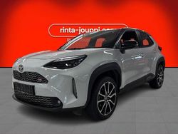 Käytetty 2023 Toyota Yaris Cross Sport Katumaasturi | 32 480 € (Perustarjous)
