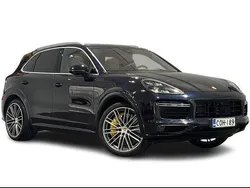 Musta Käytetty 2019 Porsche Cayenne Turbo S Katumaasturi | 97 800 €