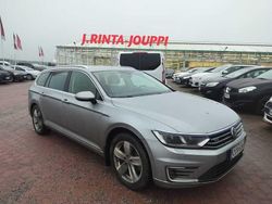 Käytetty 2018 VW Passat GTE Farmari | 14 680 € (Perustarjous)