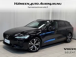 Musta Käytetty 2022 Volvo V60 R-Design Farmari | 40 800 € (Hieman kallis)