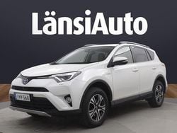 Käytetty 2017 Toyota RAV4 Hybrid Premium Katumaasturi | 30 690 € (Hyvä tarjous)