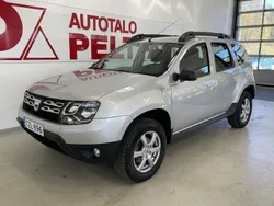 Harmaa Käytetty 2015 Dacia Duster Lauréate Katumaasturi | 10 900 € (Hyvä tarjous)