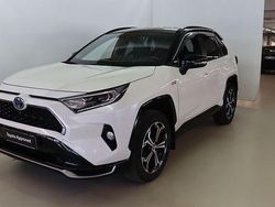 Valkoinen Käytetty 2020 Toyota RAV4 Premium Katumaasturi | 37 980 € (Hieman kallis)