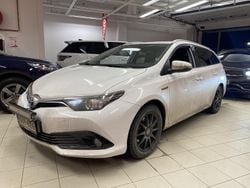 Käytetty 2017 Toyota Auris Touring Sports Active Farmari | 14 480 € (Hyvä tarjous)
